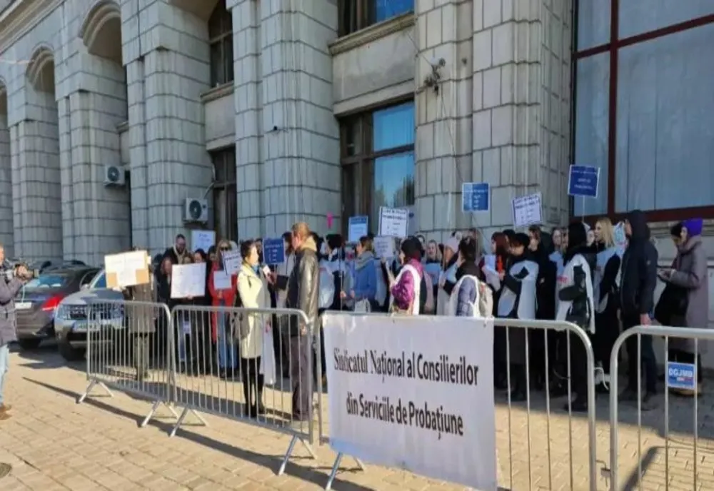 Formă extremă de protest, în justiție. Consilierii de probațiune fac GREVA FOAMEI