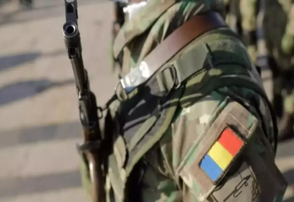 TINERII ROMÂNI AR PUTEA FACE ARMATA, PE BAZĂ DE VOLUNTARIAT, PENTRU O PERIOADĂ DE 4 LUNI