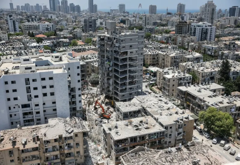 Israel reia atacurile în Gaza după ce acuză Hamas de încălcarea armistițiului. 11 palestinieni ar fi fost uciși