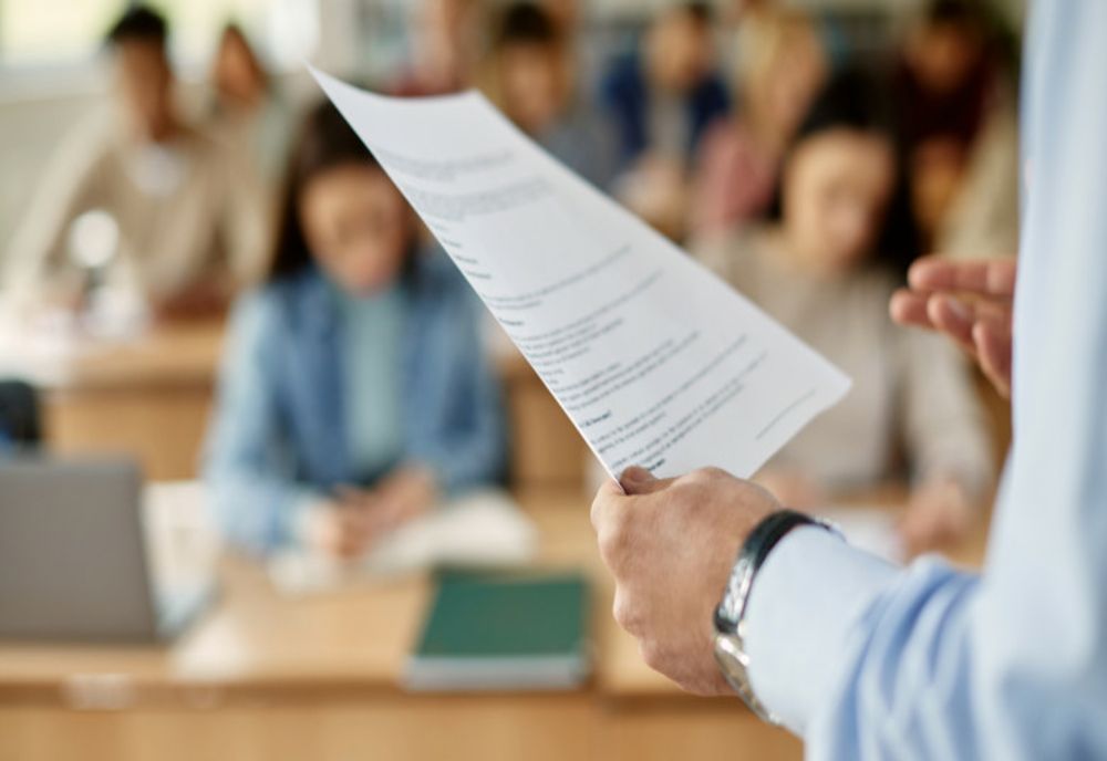 Bacalaureat 2022: Sesiunea de toamnă începe marți. S-au înscris aproape 35.000 de candidați / Calendarul examenului