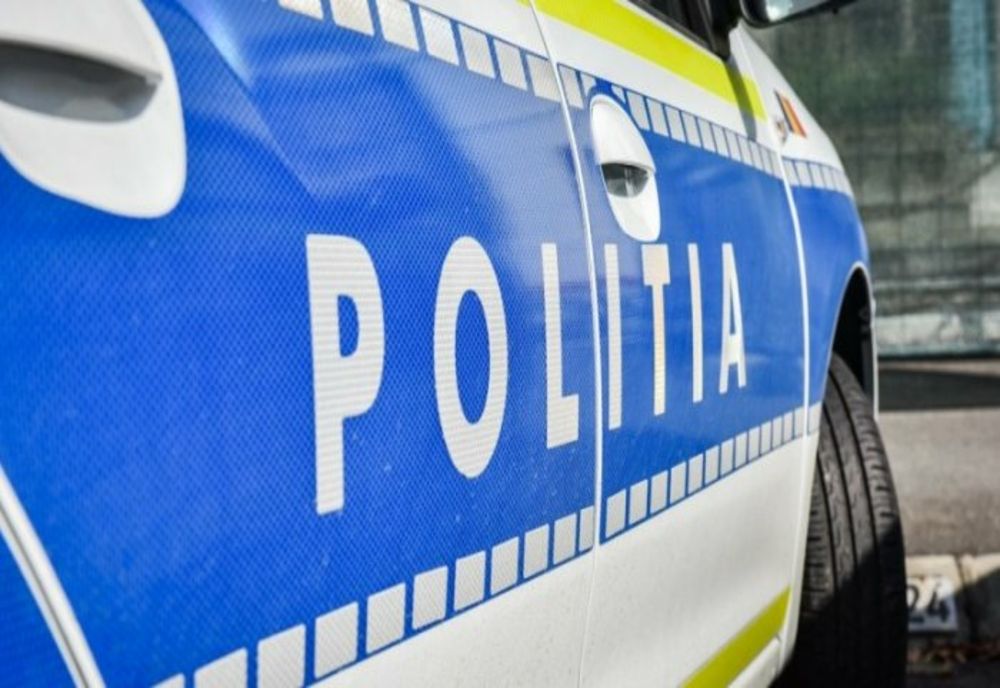 Prahova. Bărbat reţinut după ce a furat mai multe scule electrice dintr-o curte