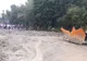 Trafic blocat pe DN1 la Nistorești din cauza aluviunilor ajunse pe carosabil VIDEO