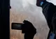 VIDEO/FOTO Incendiul puternic de la Ploiești nu a fost, încă lichidat! Populaţia, sfătuită să rămână în locuinţe