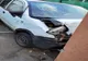 La 22 de ani, beat şi la volanul unei maşini cu anvelope uzate, şi-a băgat prietenul în spital