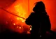 Incendiu violent în Prahova. O casă arde ca o torță