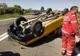 Accident pe DN 1. O mașină în care se aflau două persoane s-a răsturnat