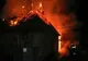 Locuință distrusă, la Văleni, de un incendiu declanșat de un scurtcircuit electric
