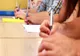 Noi reguli în școli, din septembrie: masca obligatorie doar în spații închise, restricții suplimentare pentru elevii și angajații nevaccinați 