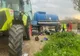 Accident cu un tractor și două motociclete, pe DN1D. Traficul este blocat. Doi tineri au fost răniți 