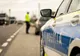 Urmăriți de un echipaj de poliție, doi tineri s-au răsturnat cu mașina. Tânărul de la volan era beat și nu avea permis